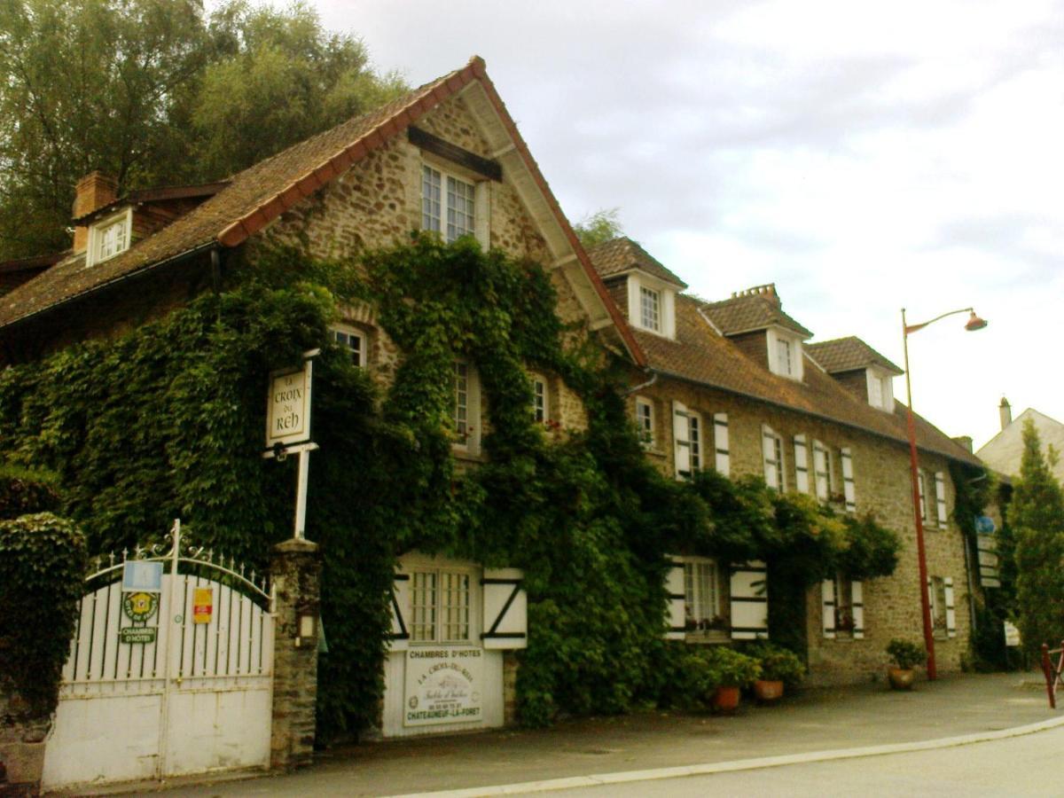 La Croix Du Reh Chateauneuf-la-Foret Exterior foto