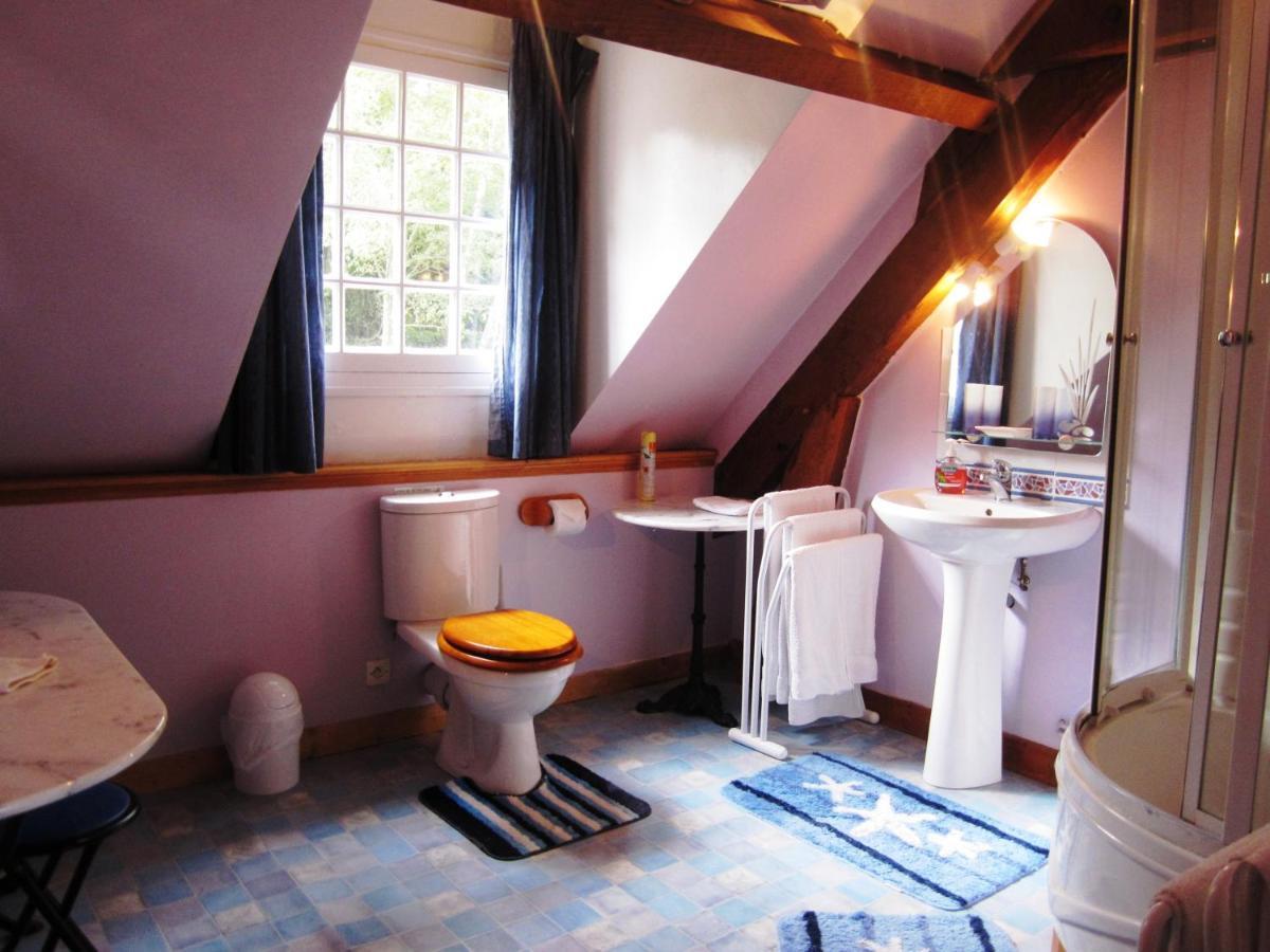 La Croix Du Reh Chateauneuf-la-Foret Quarto foto